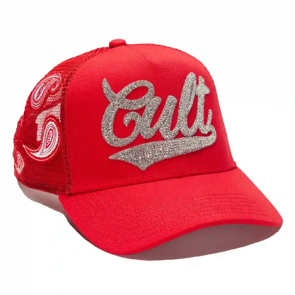 CRYSTAL CULT SCRIPT LOGO HAT (Rojo)